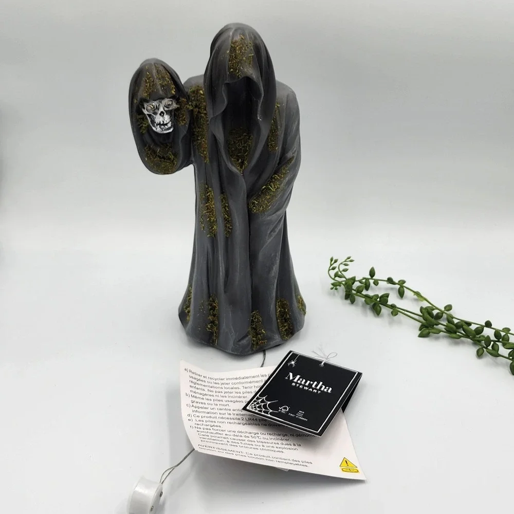 Martha Stewart Halloween Grim Reaper Figurine Gray Mossy Light Up Skull Gothic